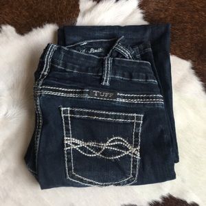 Cowgirl Tuff (No Limits)